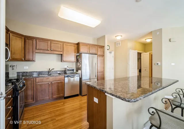 Homes for sale in Northbrook, IL | 2220 Founders Dr #314, Northbrook, IL 60062 | MLS# 12700326
