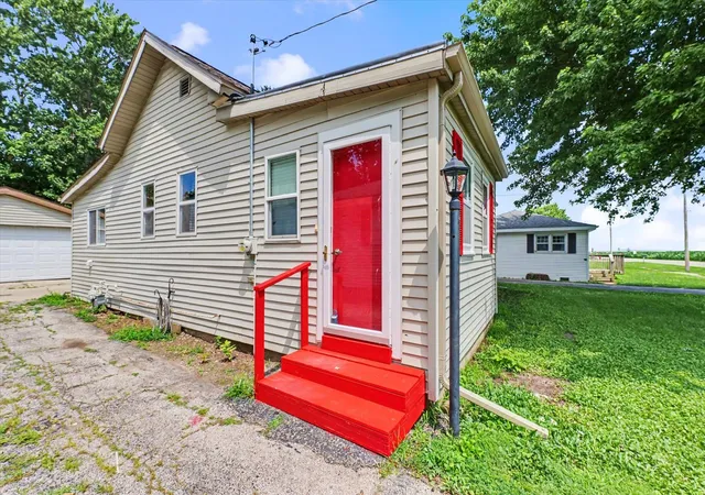 Homes for sale in Fisher, IL | 309 N First St, Fisher, IL 61843 | MLS# 12700333