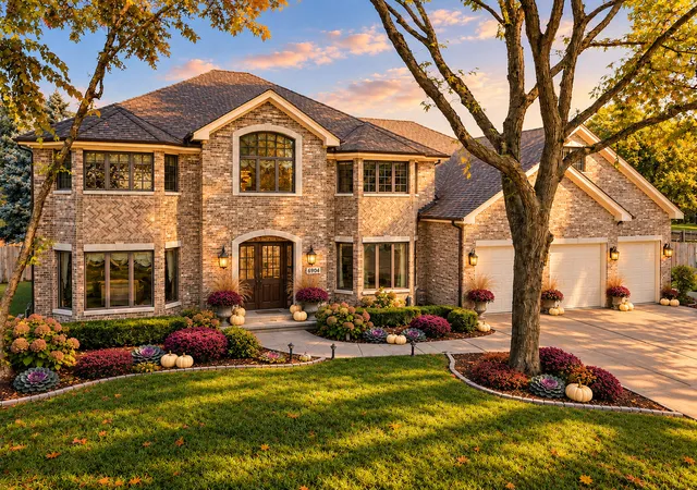 Photo 1 of Single family home for sale at 6904 Irish Ct, Darien, IL 60561 | MLS# 12700370 | Listing updated on 2026-10-04