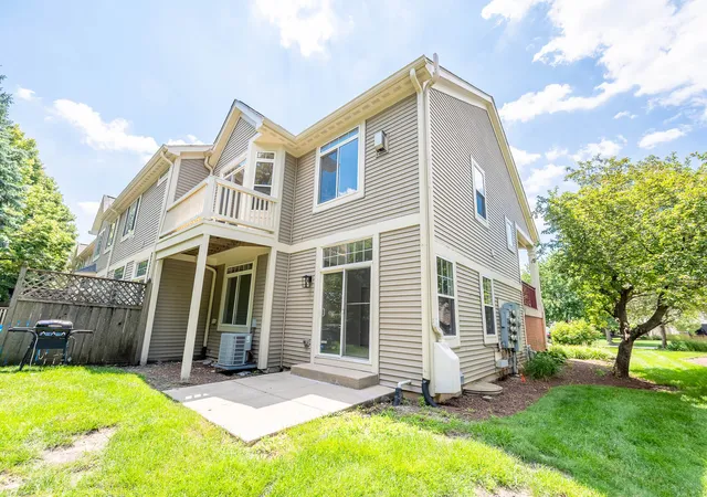16th image of 3325 Rosecroft Ln, Naperville, IL 60540 | MLS# 12700400
