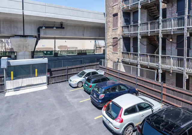 Homes for sale in Chicago, IL | 5224 N Winthrop Ave #2C, Chicago, IL 60640 | MLS# 12700411