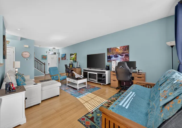 4th image of 6N285 Whitmore Cir #D, St. Charles, IL 60174 | MLS# 12700421