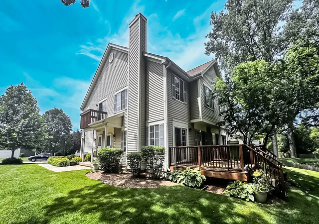 Homes for sale in South Elgin, IL | 263 S Collins St, South Elgin, IL 60177 | MLS# 12700432