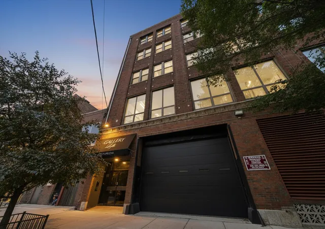 Homes for sale in Chicago, IL | 3323 N Paulina St #3F, Chicago, IL 60657 | MLS# 12700460