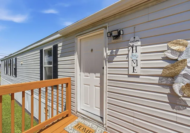 Homes for sale in Coal Valley, IL | 1710 W 4th Ave, Coal Valley, IL 61240 | MLS# 12700469