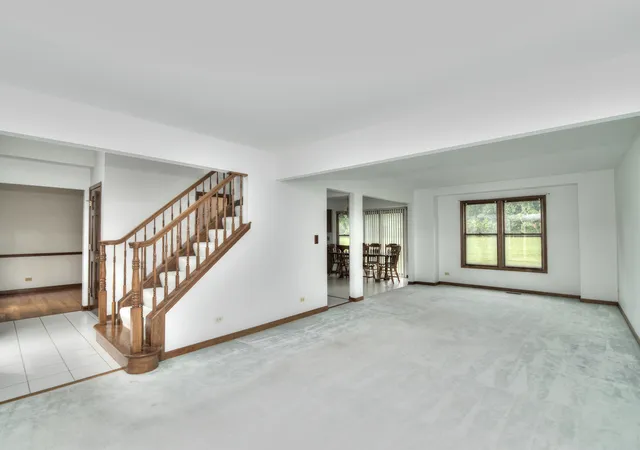 Photo 3 of Single family home for sale at 650 Lavina Ct, Bolingbrook, IL 60440 | MLS# 12700473 | Listing updated on 2026-10-05