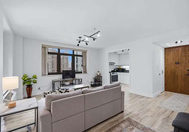 Homes for sale in Chicago, IL | 40 E Delaware Pl #1204, Chicago, IL 60611 | MLS# 12700477