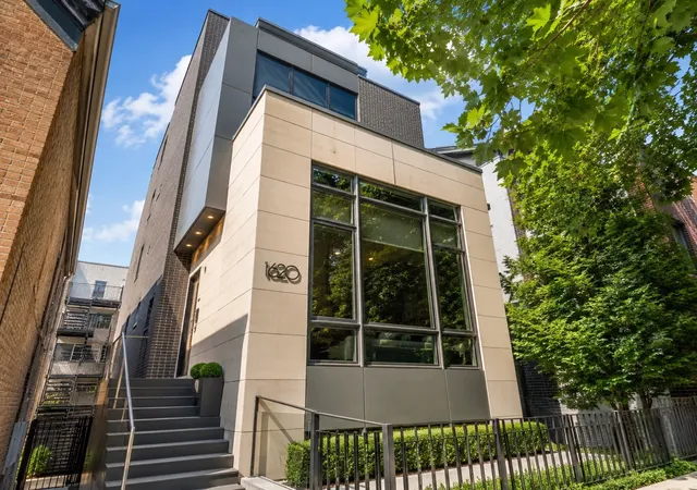 1st image of 1620 W Pierce Ave, Chicago, IL 60622 | MLS# 12700481