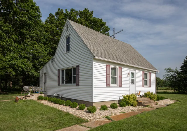 1st image of 21665 2280 East St, Princeton, IL 61356 | MLS# 12700503