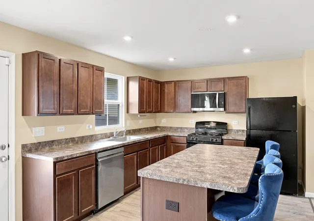 Photo 1 of Single family home for sale at 300 Carriage Ln, Joliet, IL 60433 | MLS# 12700504 | Listing updated on 2026-09-22
