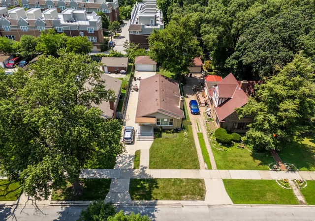 35th image of 10218 S Wood St, Chicago, IL 60643 | MLS# 12700512