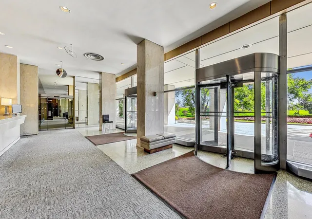 Homes for sale in Chicago, IL | 3180 N Lake Shore Dr #4G, Chicago, IL 60657 | MLS# 12700537