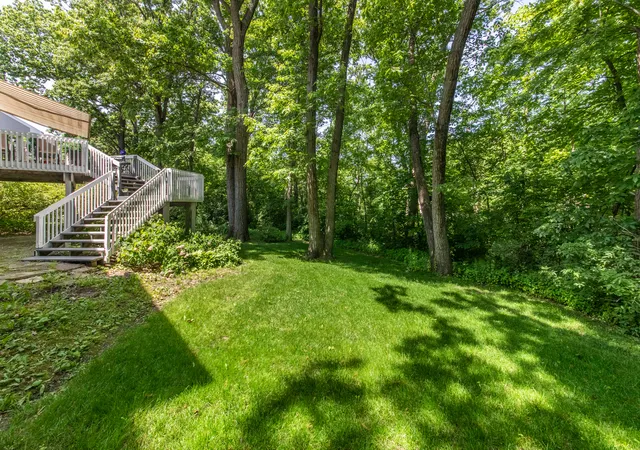 3rd image of 772 Red Oak Dr, Bartlett, IL 60103 | MLS# 12700548