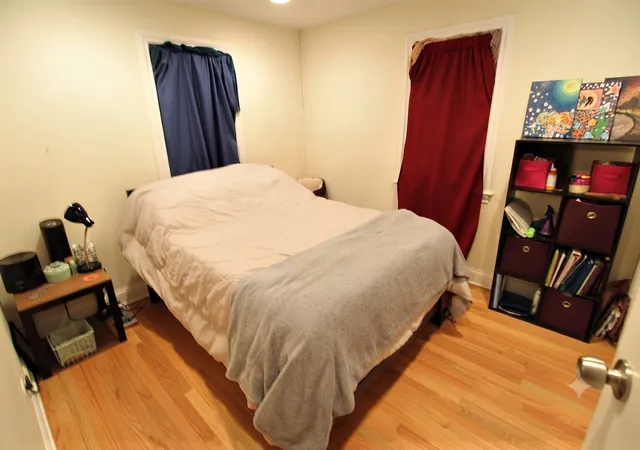 4th image of 2110 W 18Th Pl, Chicago, IL 60608 | MLS# 12700558