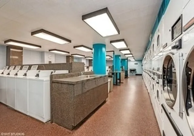 Homes for sale in Chicago, IL | 5415 N Sheridan Road, Chicago, IL 60640 | Houzeo