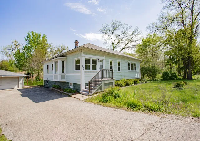 1st image of 22w724 Saint Charles Rd, Glen Ellyn, IL 60137 | MLS# 12700608