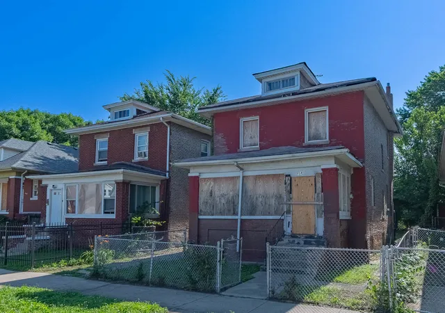 2nd image of 7141 S Woodlawn Ave, Chicago, IL 60619 | MLS# 12700631