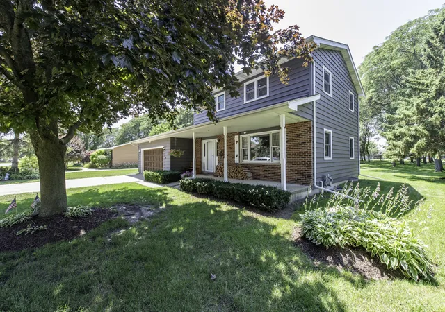Photo 34 of Single family home for sale at 512 Cavin Ave, Winthrop Harbor, IL 60096 | MLS# 12700652 | Listing updated on 2026-09-02