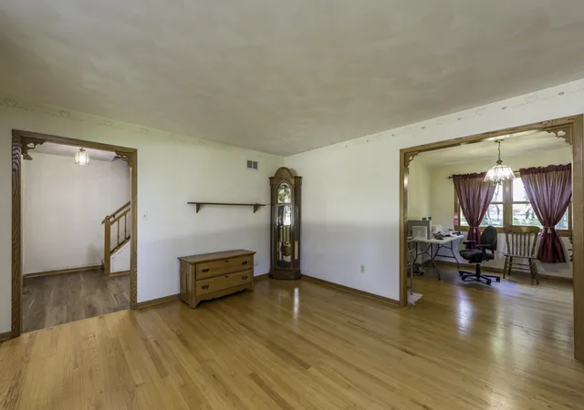 Photo 3 of Single family home for sale at 512 Cavin Ave, Winthrop Harbor, IL 60096 | MLS# 12700652 | Listing updated on 2026-09-02