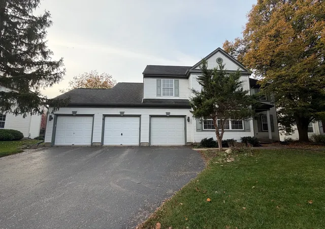Single family home for sale at 285 Shipland Dr, Crystal Lake, IL 60012 | MLS# 12700658