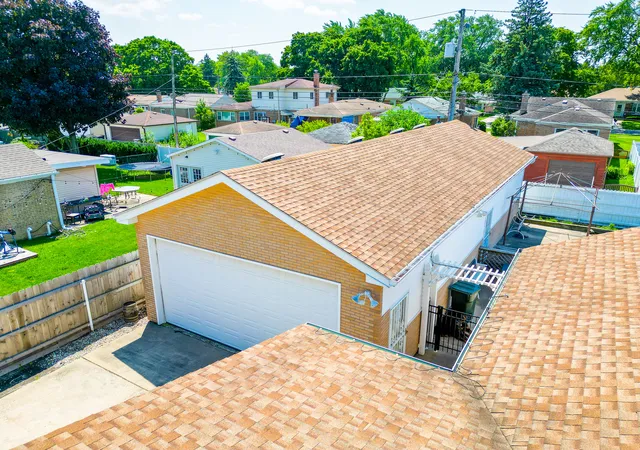 5th image of 5261 Mulford St, Skokie, IL 60077 | MLS# 12700681
