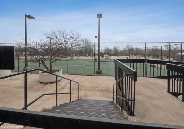 Homes for sale in Chicago, IL | 5445 N Sheridan Road, Chicago, IL 60640 | Houzeo