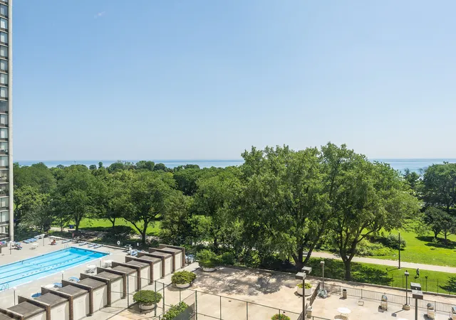 Homes for sale in Chicago, IL | 5445 N Sheridan Rd #808, Chicago, IL 60640 | MLS# 12700709