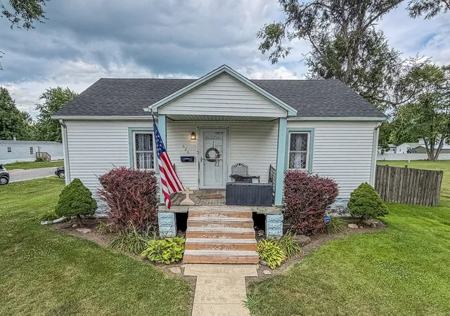 Photo 2 of Sale Pending at 626 N Carico St, Tuscola, IL 61953 | MLS# 12700771 | Listing updated on 2026-08-25