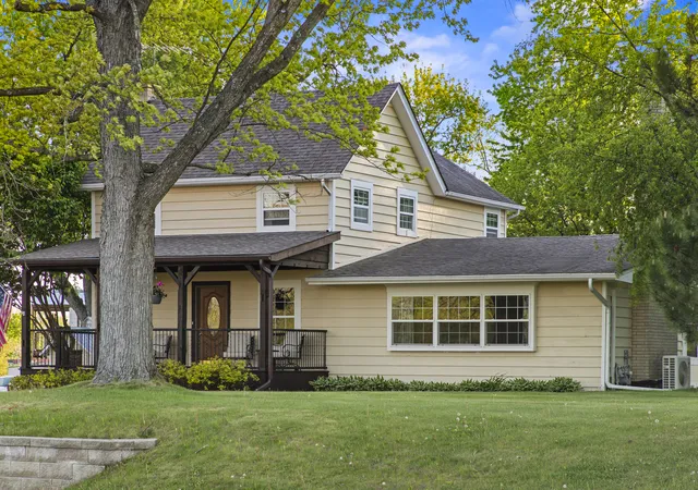 Homes for sale in Spring Grove, IL | 9909 Winn Rd, Spring Grove, IL 60081 | MLS# 12700792