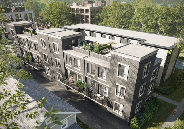 Photo 4 of Townhouse for sale at 1125 Erie St #1, Oak Park, IL 60302 | MLS# 12700795 | Listing updated on 2026-10-07