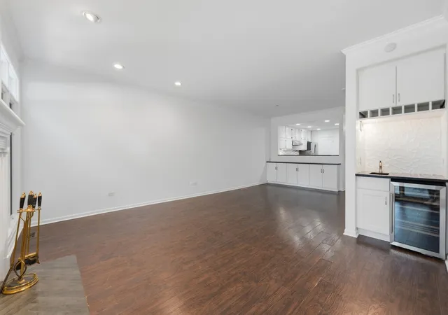 5th image of 4268 W Harrington Ln, Chicago, IL 60646 | MLS# 12700803