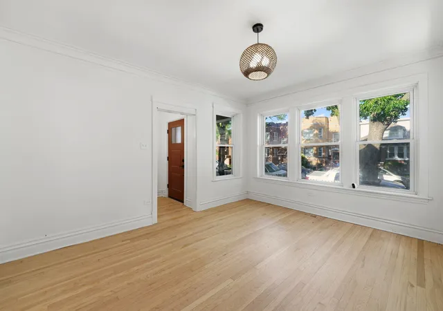 4th image of 1506 N Lotus Ave, Chicago, IL 60651 | MLS# 12700809