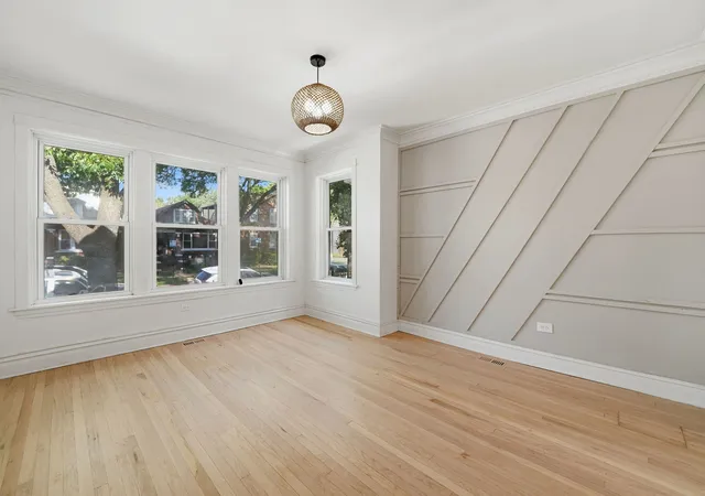 5th image of 1506 N Lotus Ave, Chicago, IL 60651 | MLS# 12700809