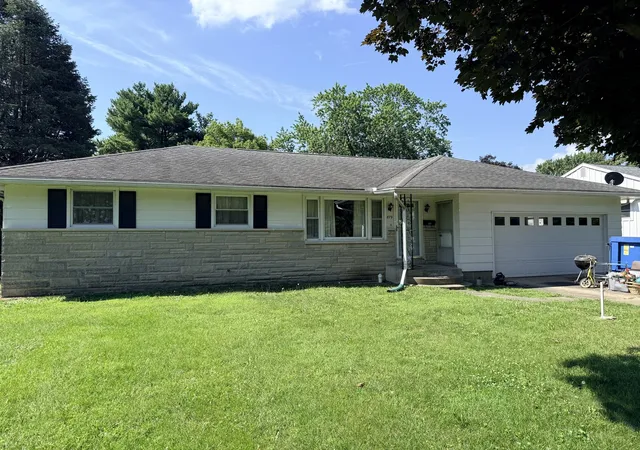 Homes for sale in Hoopeston, IL | 879 E Honeywell Ave, Hoopeston, IL 60942 | MLS# 12700822