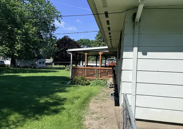 Homes for sale in Hoopeston, IL | 879 E Honeywell Ave, Hoopeston, IL 60942 | MLS# 12700822