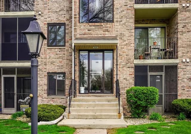 3rd image of 4926 134Th St #210, Crestwood, IL 60418 | MLS# 12700844