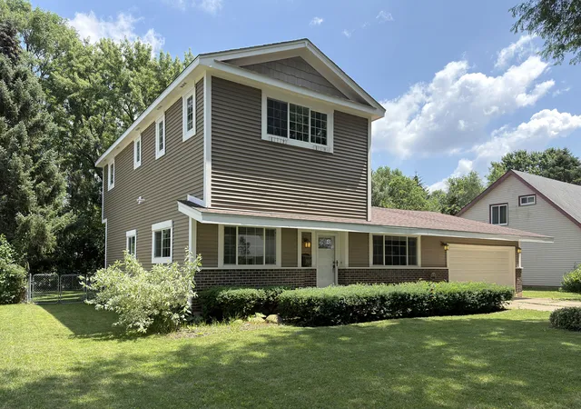 1st image of 967 Cardiff Dr, Crystal Lake, IL 60014 | MLS# 12700872