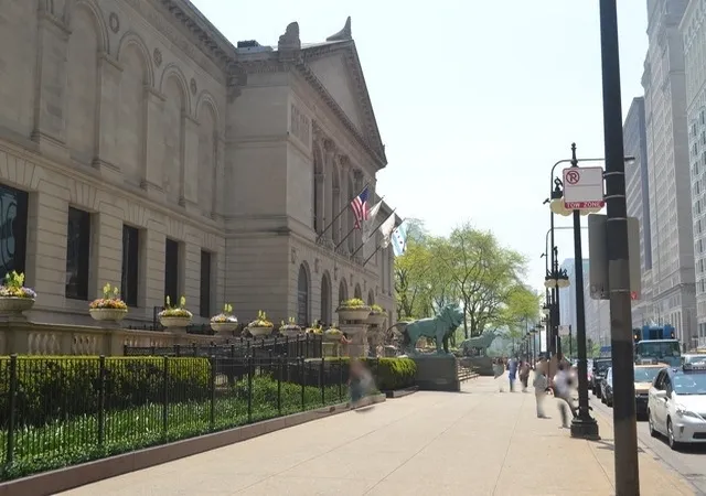 2nd image of 6 N Michigan Ave, Chicago, IL 60602