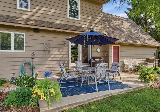 Photo 4 of Single family home for sale at 39w150 Adobe Ridge, Elgin, IL 60124 | MLS# 12700911 | Listing updated on 2026-10-05