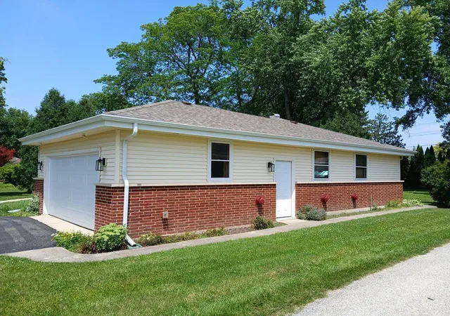 Homes for sale in Prospect Heights, IL | 121 N Mandel Ln, Prospect Heights, IL 60070 | MLS# 12700922