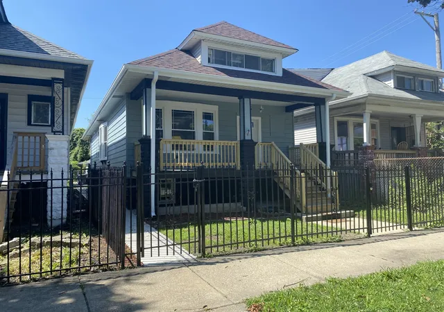 Homes for sale in Chicago, IL | 1519 W 73rd St, Chicago, IL 60636 | MLS# 12700928