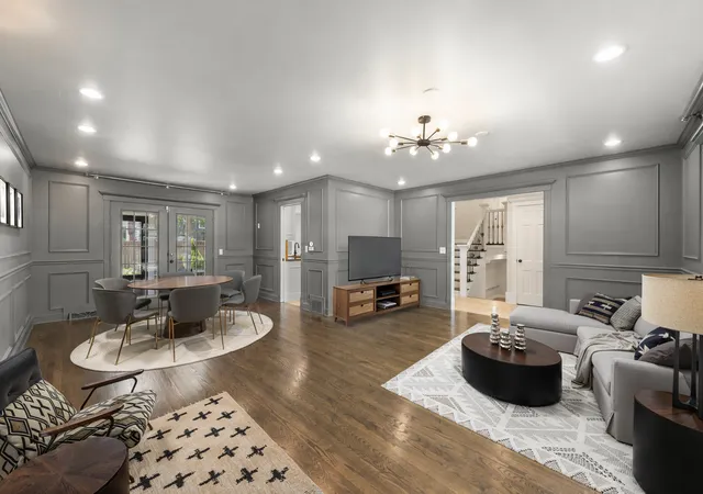 3rd image of 212 Tamarack Ave, Naperville, IL 60540 | MLS# 12700941