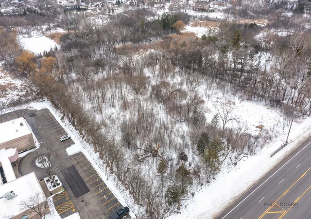 1st image of 5176 Aptakisic Rd, Long Grove, IL 60047 | MLS# 12700951