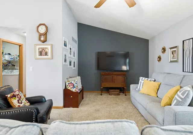 Homes for sale in Heyworth, IL | 503 W Randolph St #D, Heyworth, IL 61745 | MLS# 12700956