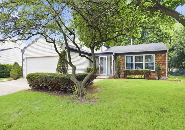 Homes for sale in Buffalo Grove, IL | 1115 Brandywyn Ln, Buffalo Grove, IL 60089 | MLS# 12700958