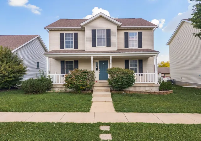 Homes for sale in Normal, IL | 1114 Drayton St, Normal, IL 61761 | MLS# 12700961