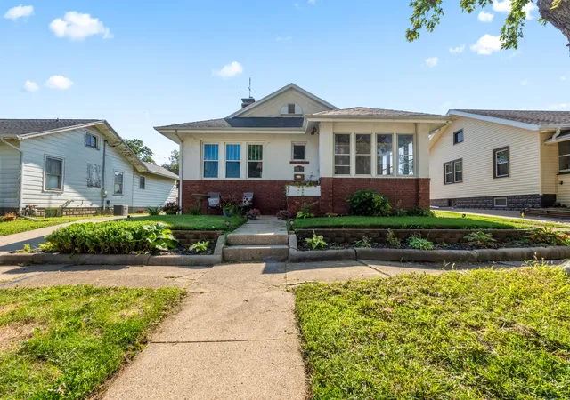 1st image of 18 Berenz Pl, Bloomington, IL 61701 | MLS# 12700964