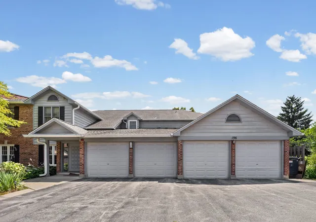 2nd image of 196 Grove Ave #B, Des Plaines, IL 60016 | MLS# 12700992