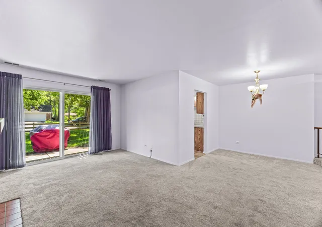 5th image of 196 Grv Ave, Des Plaines, IL 60016