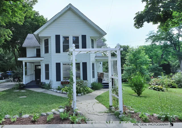 1st image of 10116 N Main St, Richmond, IL 60071 | MLS# 12700994